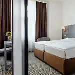 מלון Central Hotel Prague פראג