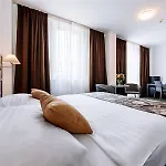 Central Hotel Prague 3* פראג