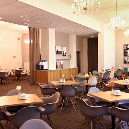 Hotell Central Hotel Prague 3*