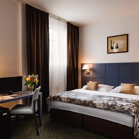 Central Hotel Prague Hotell 3*