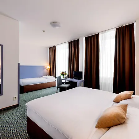 Hotell Central Hotel Prague 3*