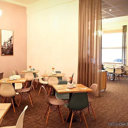 Szálloda Central Hotel Prague
