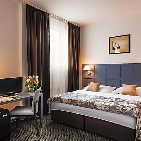 Szálloda Central Hotel Prague Prága
