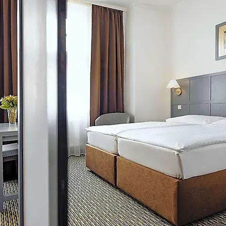 Central Hotel Prague 3*