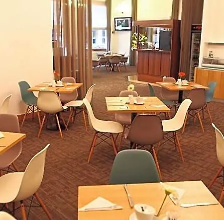 Szálloda Central Hotel Prague