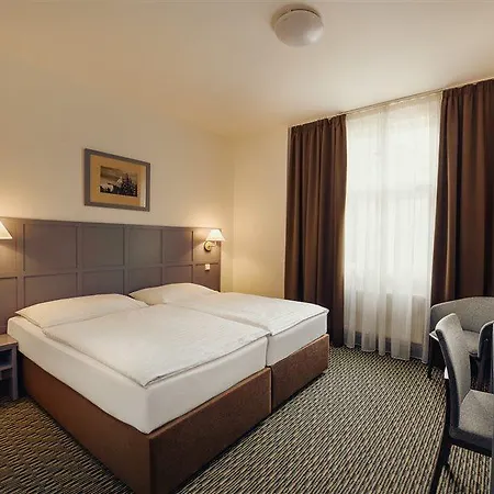Hotell Central Hotel Prague 3*