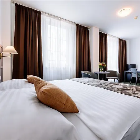 Central Hotel Prague 3* Praag