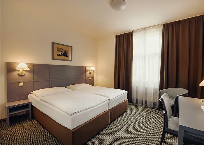 Hotell Central Hotel Prague 3*