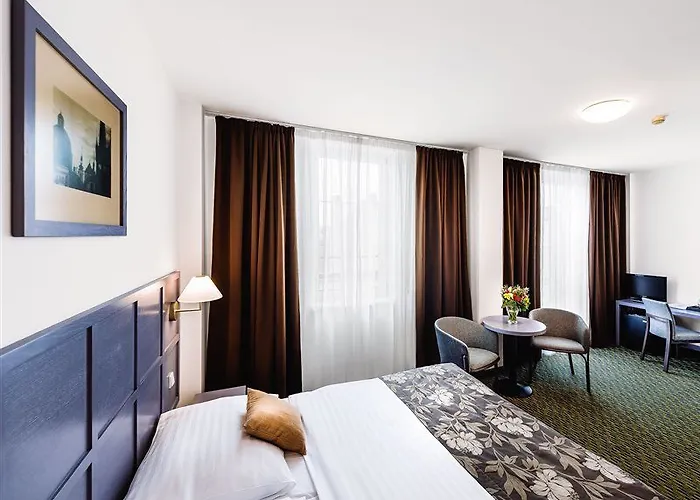 Central Hotel Prague Hotell 3*